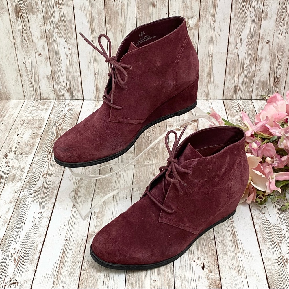 MICHAEL by Michael Shannon “Rebeka” Wine Suede Wedge Lace-up Booties 7